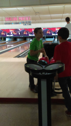 Bowling Alley «State Bowling Center», reviews and photos, 17 E State St, Ilion, NY 13357, USA