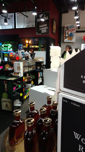 Liquor Store «Dinkytown Wine & Spirits», reviews and photos, 1412 5th St SE, Minneapolis, MN 55414, USA