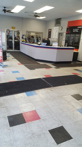 Tire Shop «Firestone Complete Auto Care», reviews and photos, 244 Penn St, Reading, PA 19602, USA