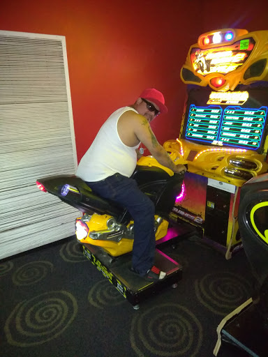 Bowling Alley «AMF Circle Lanes», reviews and photos, 525 Main St, East Haven, CT 06512, USA