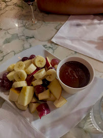 Salade de fruits du Restaurant français Heureux comme Alexandre - Saint Michel à Paris - n°3