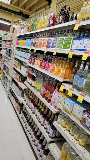 Grocery Store «New Seasons Market Seven Corners», reviews and photos, 1954 SE Division St, Portland, OR 97202, USA