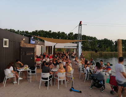 Simple Wake Park & Restaurant - Parc Central, Avinguda de l, Onze de Setembre, s/n, 08130 Santa Perpètua de Mogoda, Barcelona, Spain