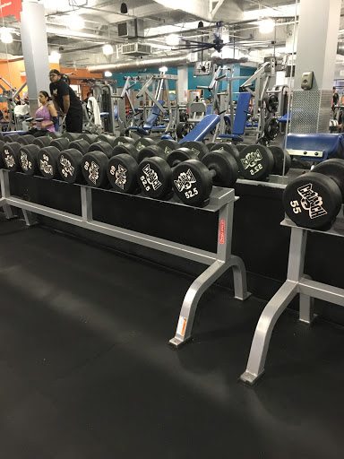 Health Club «Crunch - Daly City», reviews and photos, 60 Serramonte Center, Daly City, CA 94015, USA