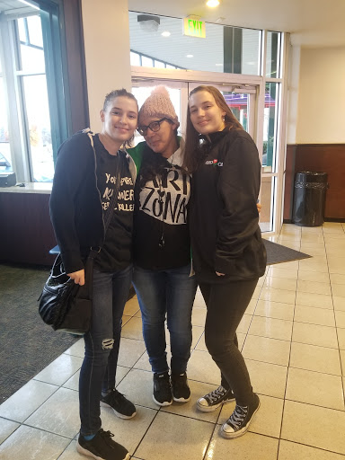 Movie Theater «Oak Grove 8 Cinema», reviews and photos, 16100 SE McLoughlin Blvd, Portland, OR 97267, USA