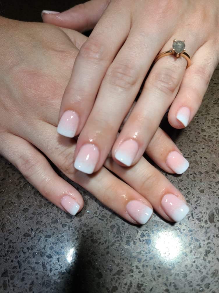 Nail Design Lounge 98944