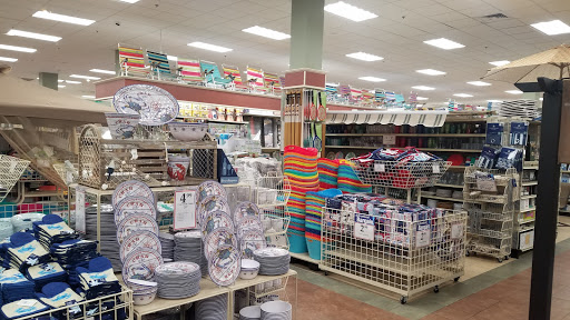 Home Goods Store «Christmas Tree Shops», reviews and photos, 2925 Festival Way, Waldorf, MD 20601, USA