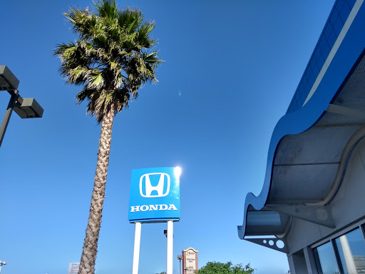 Honda Dealer «University Honda», reviews and photos, 4343 Chiles Rd, Davis, CA 95618, USA