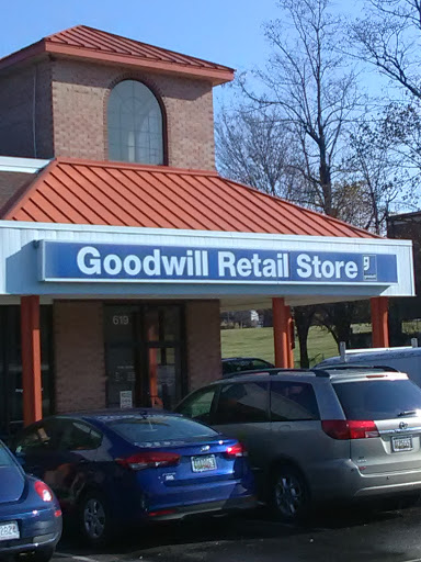 Thrift Store «Goodwill Retail Store & Donation Center», reviews and photos