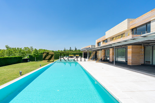 REALIZZA (La Finca) en Pozuelo de Alarcón
