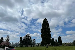 Forest Lawn Memorial Park image