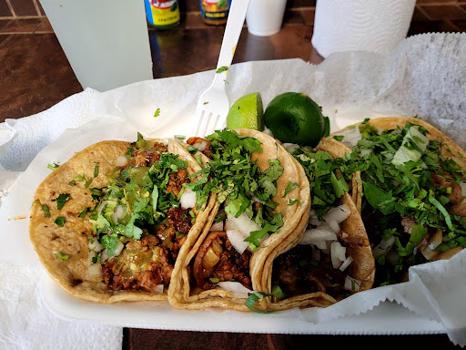 Grocery Store «Mi Mexico Grocery Store», reviews and photos, 1760 W Algonquin Rd, Mt Prospect, IL 60056, USA