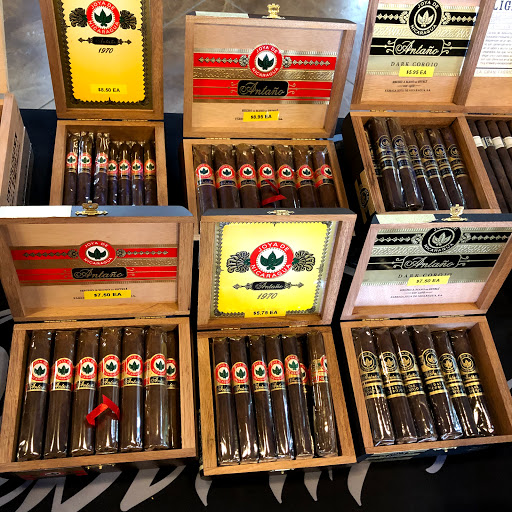 Lounge «Calypso Cigar Shop and Lounge», reviews and photos, 1002 N Central Expy #589, Richardson, TX 75080, USA