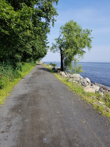 Park «Henry Hudson Trail / Popamora Point», reviews and photos, Shore Dr, Atlantic Highlands, NJ 07716, USA