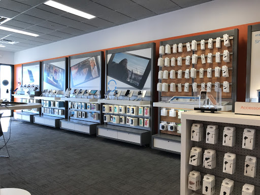 Cell Phone Store «AT&T Authorized Retailer», reviews and photos, 44 Nashua Rd #23, Londonderry, NH 03053, USA