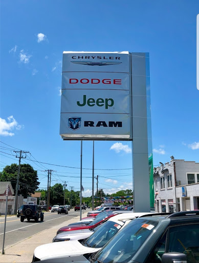 Dodge Dealer «Riverhead Dodge», reviews and photos, 642 W Main St, Riverhead, NY 11901, USA