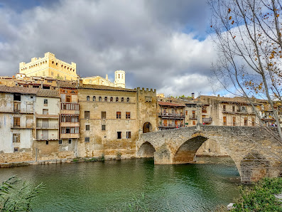 Puente de Piedra Pl. España, 9, 44580 Valderrobres, Teruel, España