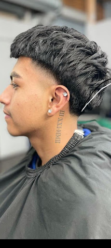 Barber Shop «Top Notch Barber Shop», reviews and photos, 9656 Burbank Dr # B, Baton Rouge, LA 70810, USA