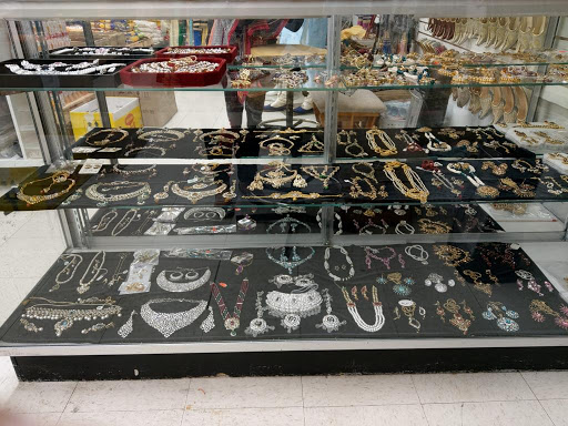 Indian Grocery Store «Apna Bazar - Indo-Pak Grocery & Fashion Boutique», reviews and photos, 11408 Reisterstown Rd, Owings Mills, MD 21117, USA