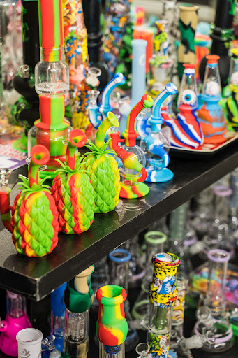 Tobacco Shop «Bear Smoke Smokeshop», reviews and photos, 4295 Browns Bridge Rd B, Cumming, GA 30041, USA