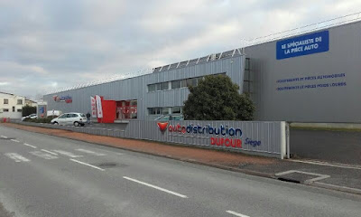 Autodistribution à Cusset