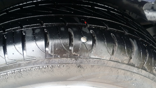 Tire Shop «Discount Tire Store - Kennesaw, GA», reviews and photos, 2930 George Busbee Pkwy NW, Kennesaw, GA 30144, USA