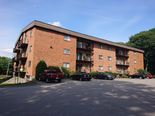 Woodcrest Condominiums