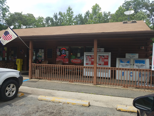 Grocery Store «Bird Dogs Country Store», reviews and photos, 10663 Kings Hwy, Montross, VA 22520, USA
