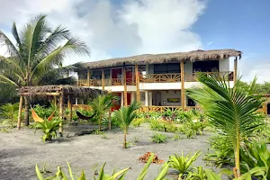 Seaside Garden Lodge Hotel Mompiche image