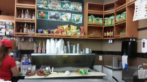 Mexican Grocery Store «La Huerta Mexican & Latin Market», reviews and photos, 405 E Smith St, Kent, WA 98030, USA