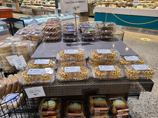 Grocery Store «Whole Foods Market», reviews and photos, 2750 E Grand River Ave, East Lansing, MI 48823, USA