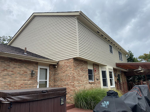 Roofing Contractor «Titan Siding and Roofing», reviews and photos, 7103 Hamilton Mason Rd Suite D, West Chester Township, OH 45069, USA