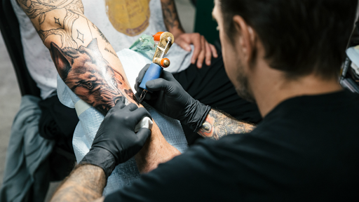 Tattoo Shop «Hellcat Tattoo», reviews and photos, 1896 Palm Beach Lakes Blvd #100, West Palm Beach, FL 33409, USA