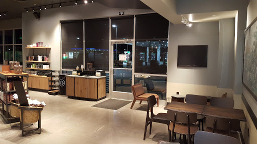 Coffee Shop «Starbucks», reviews and photos, 1198 S Cloverdale Blvd, Cloverdale, CA 95425, USA
