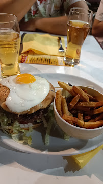 Plats et boissons du Restaurant de hamburgers Cece burger à Agde - n°7