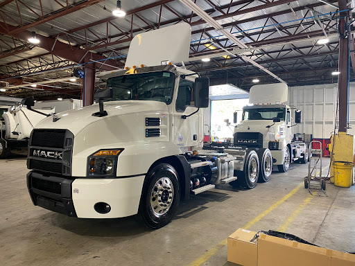 Ford Dealer «Gabrielli Ford Truck Sales and Service», reviews and photos, 3200 Horseblock Road, Medford, NY 11763, USA