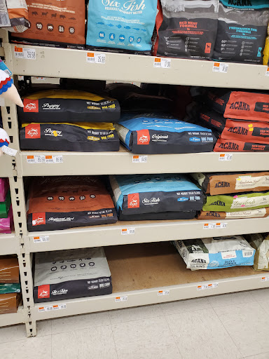 Pet Supply Store «Pet Supplies Plus», reviews and photos, 7570 Pearl Rd, Middleburg Heights, OH 44130, USA