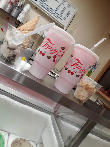 Shopping Mall «New Landing Mall», reviews and photos, Troost Ave & E Meyer Blvd, Kansas City, MO 64131, USA