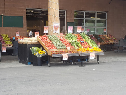 Grocery Store «Friday Harbor Market Place», reviews and photos, 515 Market St, Friday Harbor, WA 98250, USA