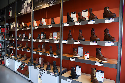 Shoe Store «Red Wing», reviews and photos, 1275 Randall Rd #101, Crystal Lake, IL 60014, USA