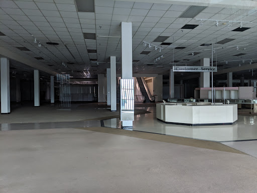 Shopping Mall «ShoppingTown Mall», reviews and photos, 3649 Erie Blvd E, Syracuse, NY 13214, USA