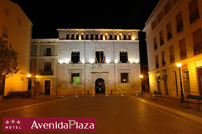 Hotel Avenida Plaza - Av. Sants Patrons, 36, 46600 Alzira, Valencia, Spain