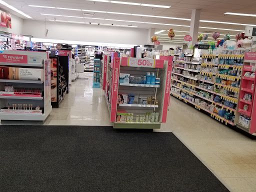 Drug Store «Walgreens», reviews and photos, 15 Grant Square, Hinsdale, IL 60521, USA