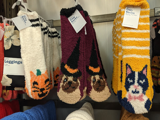 Clothing Store «Old Navy», reviews and photos, 2320 Daniels St, Manteca, CA 95337, USA