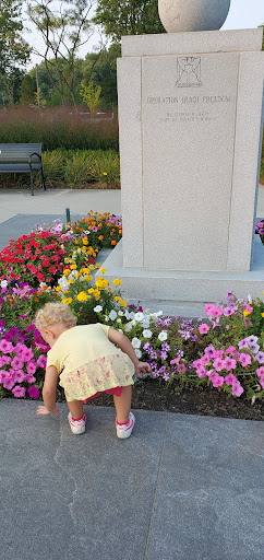 Memorial Park «Veterans Memorial Park», reviews and photos, 32400 Jefferson Ave, St Clair Shores, MI 48082, USA