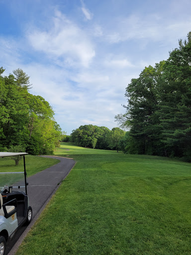 Golf Course «Topstone Golf Course», reviews and photos, 516 Griffin Rd # A, South Windsor, CT 06074, USA