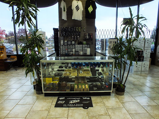 Tobacco Shop «Millenium Smoke Shop», reviews and photos, 1000 Melody Ln #100, Roseville, CA 95678, USA