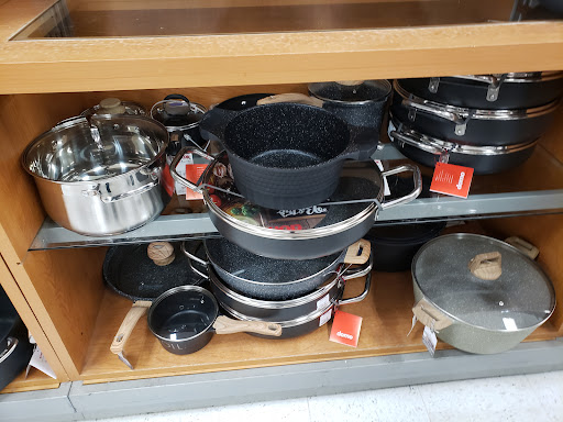 Department Store «T.J. Maxx», reviews and photos, 135 Universal Dr N, North Haven, CT 06473, USA