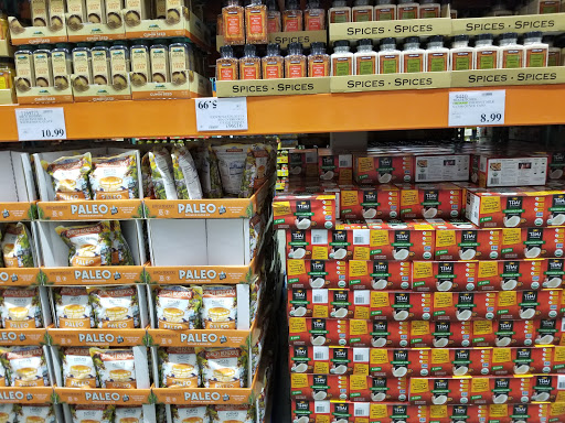 Warehouse store «Costco Wholesale», reviews and photos, 5100 28th St Se, Grand Rapids, MI 49512, USA