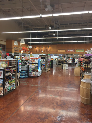 Grocery Store «Fresh Thyme Farmers Market- 82nd», reviews and photos, 4225 E 82nd St, Indianapolis, IN 46250, USA